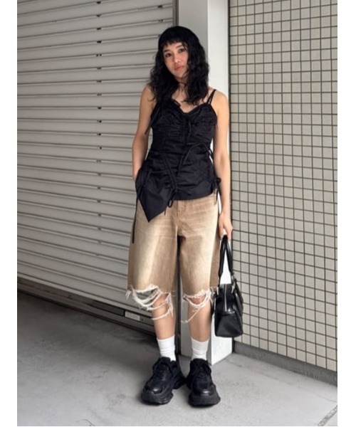 THROW by SLY（スローバイスライ）の「THROW RIPPED HALF DENIM PT/BE リップド ハーフ デニム パンツ ビーイー（デニムパンツ・レディース・ライトブルー/ブラウン・0/1）」の17枚目の写真