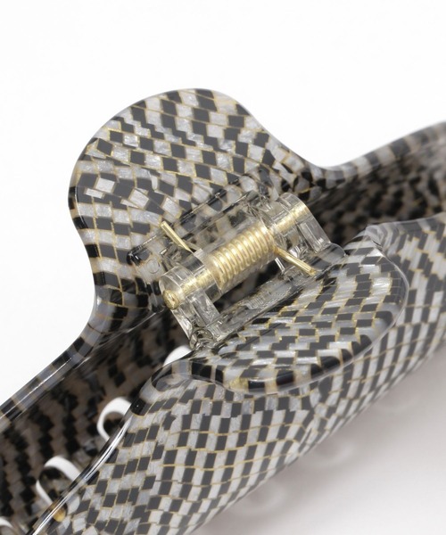 GLOBAL WORK(グローバルワーク)の「ビンテージカラーバンス/494035(バレッタ/ヘアクリップ・レディース・ブラウン系その他7/ブラック/ブラウン・ONE SIZE)」の5枚目の写真