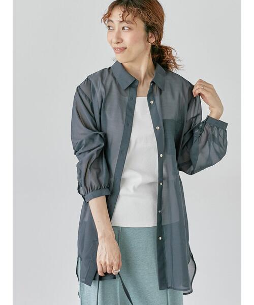 Lugnoncure(ルノンキュール)の「金釦レギュラーカラーシアーシャツ(シャツ/ブラウス・レディース・ブラウン/ブラック/チャコールグレー/オフホワイト・F)」の4枚目の写真