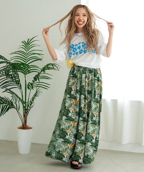 anap mimpi（アナップミンピ）の「ボタニカル柄 レーヨン タック フレア ロング スカート【セットアップ着用可】（スカート・レディース・グリーン/ブラック・FREE）」の11枚目の写真