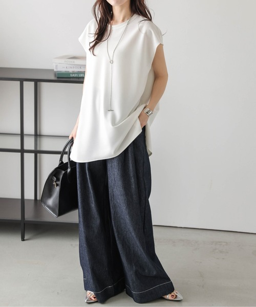 La-gemme（ラジェム）の「フレンチスリーブ ラウンドヘムトップス（Tシャツ/カットソー・レディース・グレイッシュベージュ/ホワイト/ブラック・フリー）」の5枚目の写真