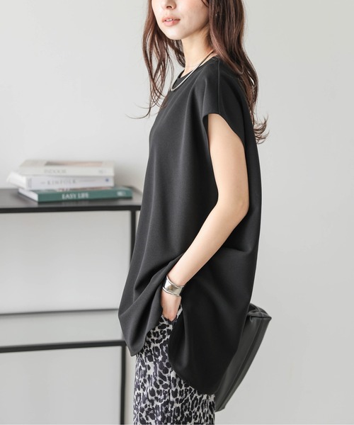 La-gemme（ラジェム）の「フレンチスリーブ ラウンドヘムトップス（Tシャツ/カットソー・レディース・グレイッシュベージュ/ホワイト/ブラック・フリー）」の9枚目の写真