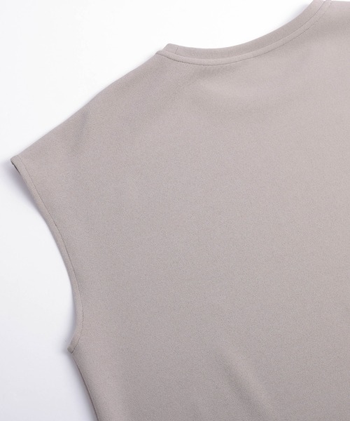 La-gemme（ラジェム）の「フレンチスリーブ ラウンドヘムトップス（Tシャツ/カットソー・レディース・グレイッシュベージュ/ホワイト/ブラック・フリー）」の15枚目の写真