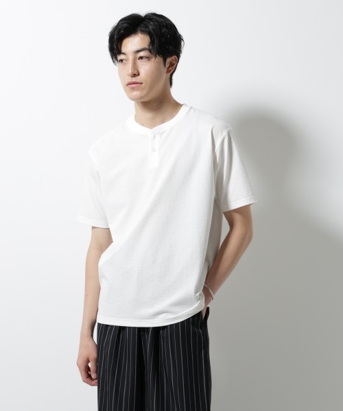 NANO universe（ナノユニバース）の「ジャージーサッカーヘンリーネックTシャツ 半袖（Tシャツ/カットソー・メンズ・グレー/ブラック/ホワイト/ネイビー・M/S/L）」の9枚目の写真