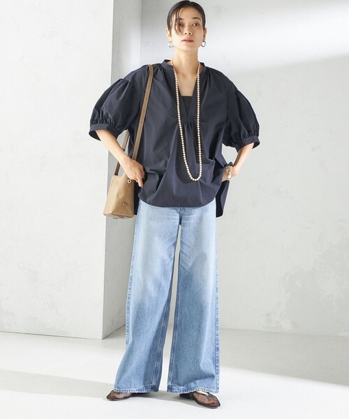 SHIPS(シップス)の「〈接触冷感 / 撥水加工〉TEX BRID(R)タフタ スキッパー 5分袖 ブラウス(シャツ/ブラウス・レディース・ブラウン/オフホワイト/ネイビー・ONE SIZE)」の13枚目の写真