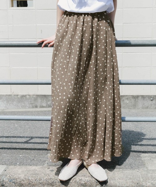 ITEMS URBANRESEARCH（アイテムズ アーバンリサーチ）の「フクレドットギャザースカート（スカート・レディース・モカ/ブラック・FREE）」の10枚目の写真