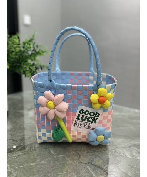 Ritzy(リッツィー)の「3色展開 可愛いカラフルかごバッグ ショルダーバッグ(かごバッグ・レディース・ベージュ/ピンク/ブルー・FREE)」の2枚目の写真