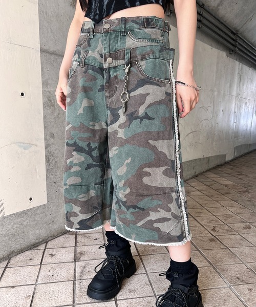 Figments(フィグメンツ)の「カモフラフリンジダブルウエストハーフパンツ(その他パンツ・レディース・その他1・SMALL/MEDIUM/LARGE)」の2枚目の写真