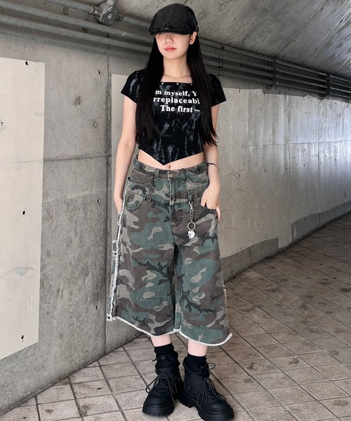 Figments(フィグメンツ)の「カモフラフリンジダブルウエストハーフパンツ(その他パンツ・レディース・その他1・SMALL/MEDIUM/LARGE)」の5枚目の写真