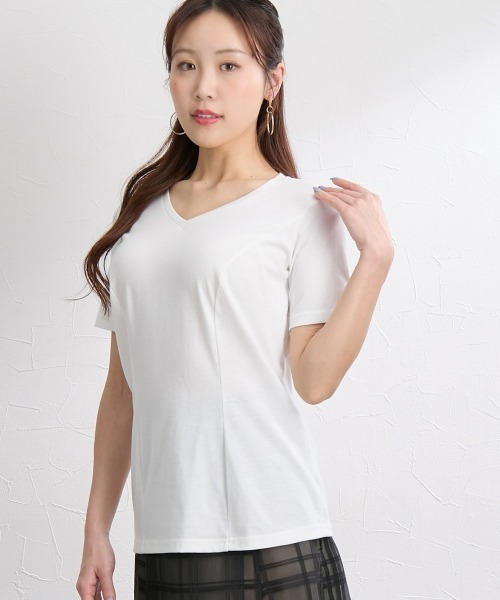 Nissen glamor(ニッセングラマー)の「【大きい胸専用】綿100%汗染み防止Vネック美ライン半袖Tシャツ(Tシャツ/カットソー・レディース・ブラック/ホワイト/グレイッシュベージュ・M/L)」の18枚目の写真