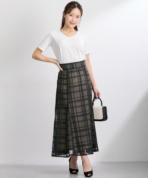 Nissen glamor(ニッセングラマー)の「【大きい胸専用】綿100%汗染み防止Vネック美ライン半袖Tシャツ(Tシャツ/カットソー・レディース・ブラック/ホワイト/グレイッシュベージュ・M/L)」の20枚目の写真