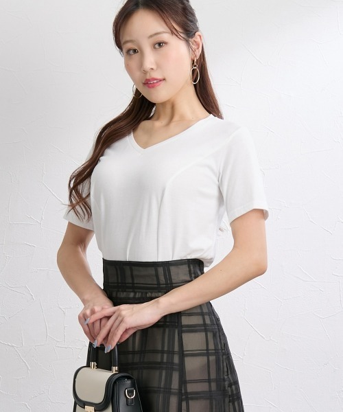 Nissen glamor(ニッセングラマー)の「【大きい胸専用】綿100%汗染み防止Vネック美ライン半袖Tシャツ(Tシャツ/カットソー・レディース・ブラック/ホワイト/グレイッシュベージュ・M/L)」の21枚目の写真