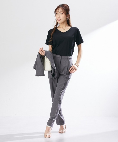 Nissen glamor(ニッセングラマー)の「【大きい胸専用】綿100%汗染み防止Vネック美ライン半袖Tシャツ(Tシャツ/カットソー・レディース・ブラック/ホワイト/グレイッシュベージュ・M/L)」の22枚目の写真