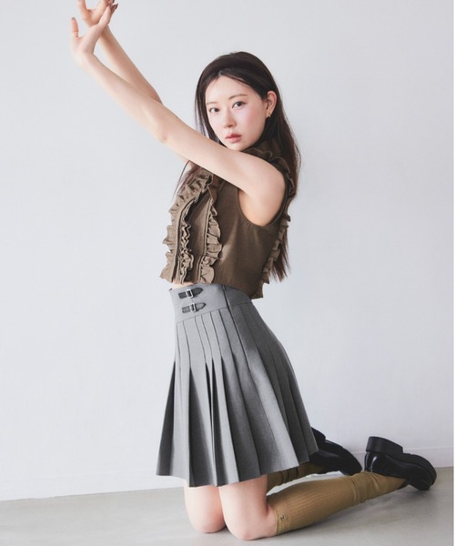 SNIDELノースリクロップドフリルシャツ