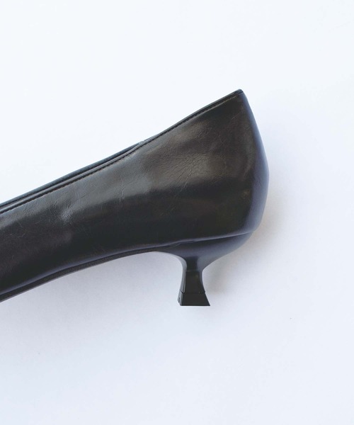 EVOL(イーボル)の「【柔らかい・クッション入り】3.5cmヒールレースアップリボンパンプス(パンプス・レディース・ブラック/ブラウン・22/22.5/23/23.5/24/24.5/25)」の19枚目の写真