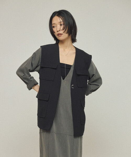 Firsthand(ファーストハンド)の「Firsthand/ファーストハンド ダブルクロス 4ポケット ジレ / ベスト(ベスト・レディース・ブラック/オフホワイト・フリ-)」の5枚目の写真