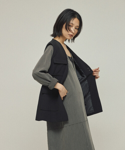 Firsthand(ファーストハンド)の「Firsthand/ファーストハンド ダブルクロス 4ポケット ジレ / ベスト(ベスト・レディース・ブラック/オフホワイト・フリ-)」の11枚目の写真