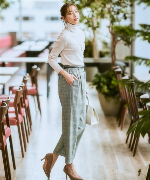 7days Life Styling(セブンデイズライフスタイリング)の「ウール調ワイドストレートパンツ(しわになりにくい・洗濯機OK)<大きいサイズ有>(スラックス・レディース・チェック/チャコール・S/3L/LL/L/M)」の8枚目の写真