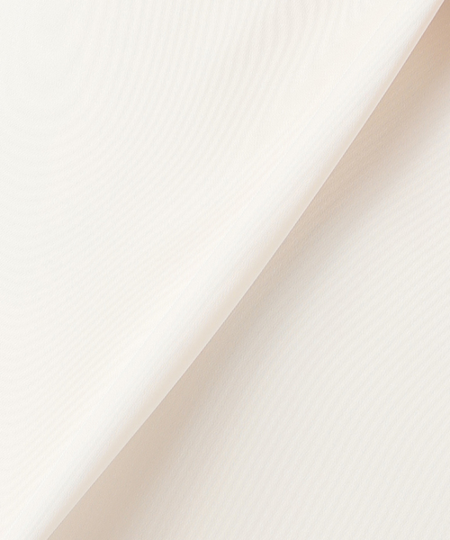 Noble（ノーブル）の「【洗える】メルティサテン2WAYキャミ（キャミソール・レディース・ブラック/ホワイト/ベージュ・FREE）」の14枚目の写真