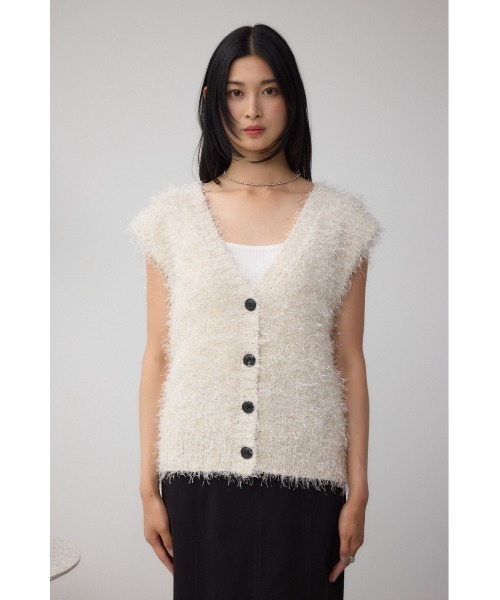 AZUL by moussy(アズールバイマウジー)の「ラメフェザーVネックニットベスト(ベスト・レディース・ブラウン/ブラック/アイボリー・FREE)」の7枚目の写真