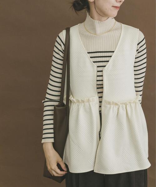 ITEMS URBANRESEARCH（アイテムズ アーバンリサーチ）の「『イージーケア』ティアードジレベスト（ベスト・レディース・オフホワイト/ブラック・FREE）」の15枚目の写真