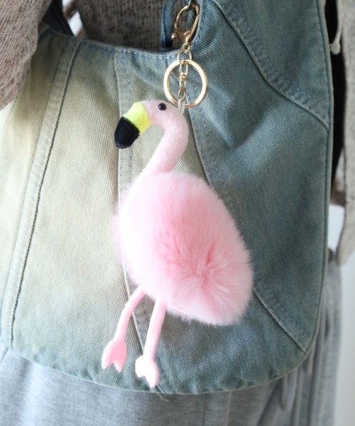 crossi(クロッシー)の「フラミンゴファーチャーム flamingo ぬいぐるみ かわいい ゆめかわ クミギ キーホルダー(チャーム・レディース・パープル/ローズ/ピンク/ブルー・FREE)」の3枚目の写真