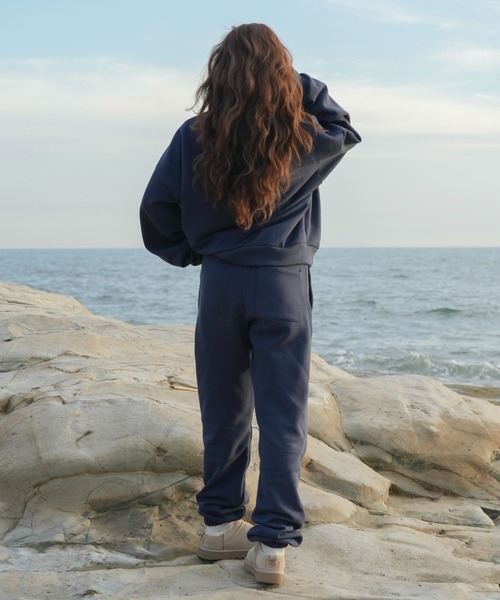 INTER FACTORY（インターファクトリー）の「moeka - SUNOUTFIT 裏起毛スウェットセットアップ（スウェット・レディース・ブラウン/ネイビー・MEDIUM/LARGE）」の18枚目の写真