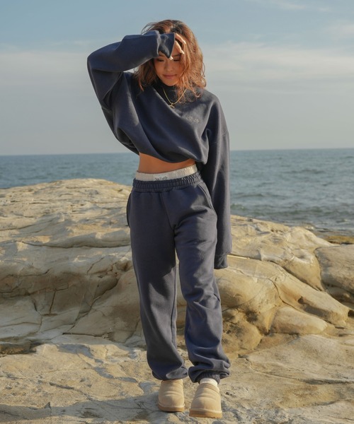 INTER FACTORY（インターファクトリー）の「moeka - SUNOUTFIT 裏起毛スウェットセットアップ（スウェット・レディース・ブラウン/ネイビー・MEDIUM/LARGE）」の15枚目の写真