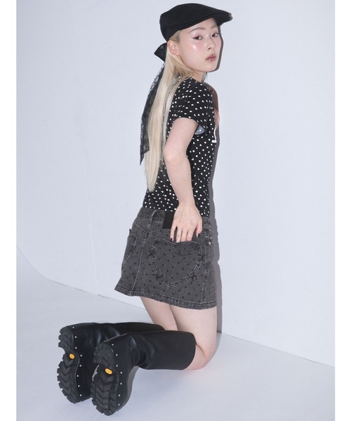 Heart Tattoo(ハートタトゥー)の「Heart Pocket Denim Mini Skirt / ハートポケットデニムミニスカート(デニムスカート・レディース・ブラック/ブラック系/グリーン系・0/1)」の16枚目の写真