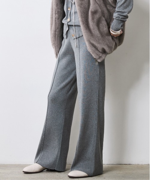 CHIC STYLE（シックスタイル）の「ニットストレートパンツ＜大きいサイズ有＞シックスタイル（その他パンツ・レディース・ブラック/グレー/ベージュ・M/L/LL/3L/4L/5L）」の3枚目の写真