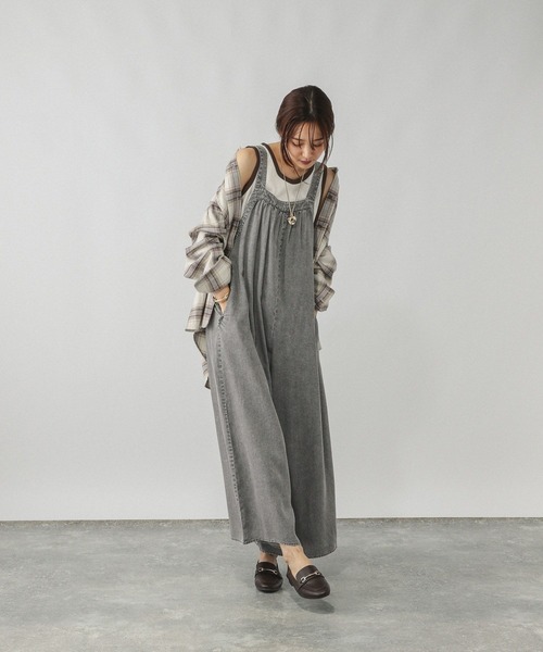 GLOBAL WORK（グローバルワーク）の「アソートギャザーワイドサロペ/587823（サロペット/オーバーオール・レディース・スミクロ/ダークブラウン/ブルー系その他4/グレー系その他2・LARGE/MEDIUM）」の7枚目の写真