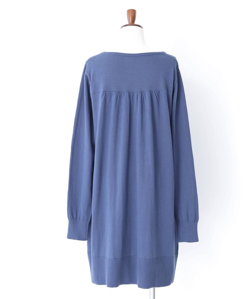 n'OrLABEL（ノアールレーベル）の「『Vネックニットチュニック』（ニット/セーター・レディース・ネイビー/ブラック/杢グレー/ブルーグリーン・1/2）」の5枚目の写真