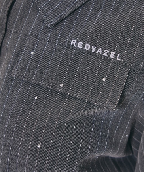 REDYAZEL（レディアゼル）の「ビジューロゴストライプシャツブラウス（シャツ/ブラウス・レディース・ホワイト系その他/ブルー系その他/グレー系その他・FREE）」の7枚目の写真