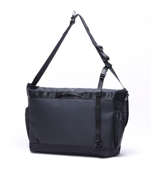 【値下げ】CHROME COURIER FLAP MSNGR 20L COURIER FLAP MSNGR 20L(クーリエ フラップ メッセンジャー 20L