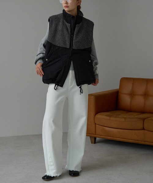 r.（アールドット）の「ボア切替　中わたベスト（ダウンベスト・レディース・キナリ/オリーブ/ブラック・FREE）」の7枚目の写真