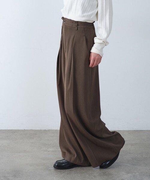 CODE A（コードエー）の「urban tailor wide trousers（その他パンツ・レディース・ブラック/ブラウン系・34/35/38/36）」の3枚目の写真