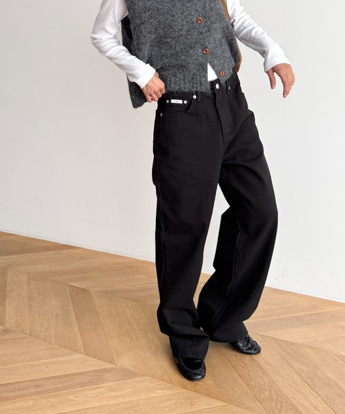 CANAL JEAN（キャナルジーン）の「SLEEK　ストレートツイルパンツ（デニムパンツ・レディース・ブラック/ブラウン・SMALL/MEDIUM）」の3枚目の写真