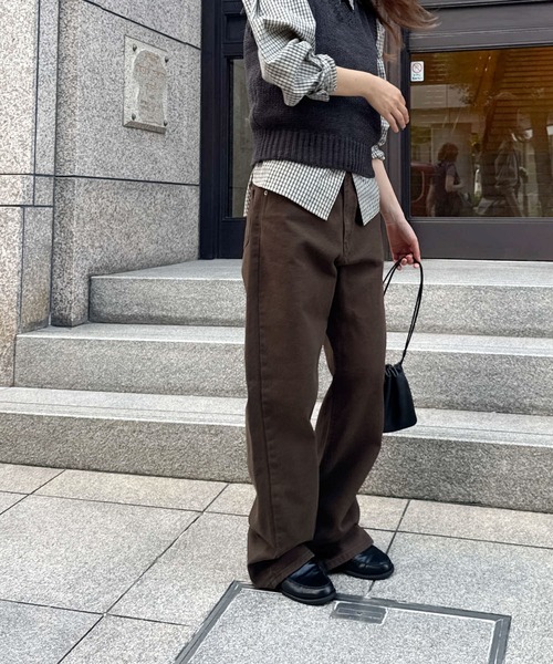 CANAL JEAN（キャナルジーン）の「SLEEK　ストレートツイルパンツ（デニムパンツ・レディース・ブラック/ブラウン・SMALL/MEDIUM）」の16枚目の写真