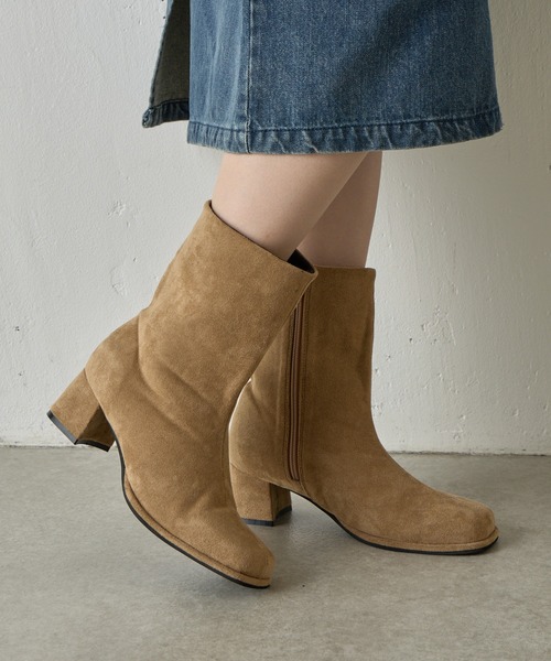 COLONY 2139（コロニートゥーワンスリーナイン）の「スエードライクブーツ（ブーツ・レディース・ベージュ/ブラック・MEDIUM/LARGE）」の5枚目の写真