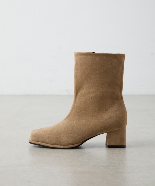 COLONY 2139（コロニートゥーワンスリーナイン）の「スエードライクブーツ（ブーツ・レディース・ベージュ/ブラック・MEDIUM/LARGE）」の17枚目の写真