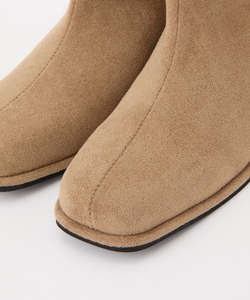 COLONY 2139（コロニートゥーワンスリーナイン）の「スエードライクブーツ（ブーツ・レディース・ベージュ/ブラック・MEDIUM/LARGE）」の10枚目の写真