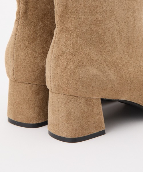 COLONY 2139（コロニートゥーワンスリーナイン）の「スエードライクブーツ（ブーツ・レディース・ベージュ/ブラック・MEDIUM/LARGE）」の6枚目の写真