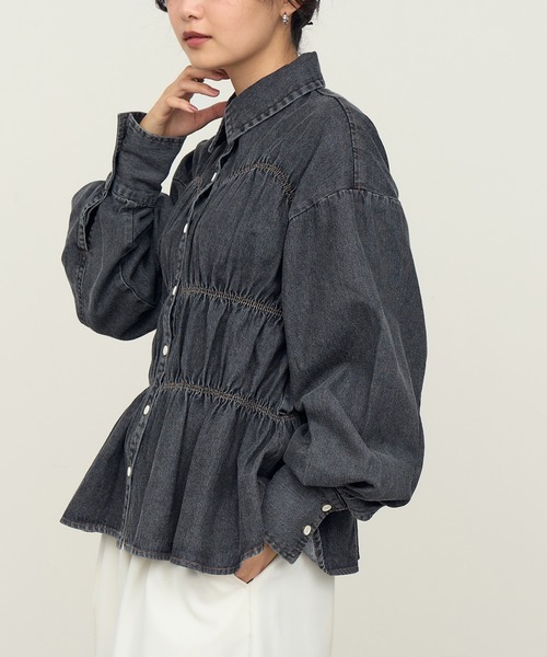 NOGLE(ノグル)の「【NOGLE/ノグル】シャーリングデニムシャツ(シャツ/ブラウス・レディース・ブルー/ブラック・FREE)」の18枚目の写真