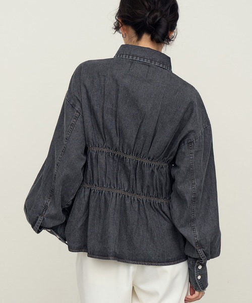 NOGLE(ノグル)の「【NOGLE/ノグル】シャーリングデニムシャツ(シャツ/ブラウス・レディース・ブルー/ブラック・FREE)」の15枚目の写真