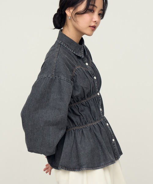 NOGLE(ノグル)の「【NOGLE/ノグル】シャーリングデニムシャツ(シャツ/ブラウス・レディース・ブルー/ブラック・FREE)」の14枚目の写真