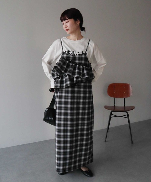 earth music&ecology(アースミュージックアンドエコロジー)の「【2025AW】2wayフリルチェックキャミワンピース(ワンピース・レディース・ブラック/ブラウン・FREE)」の10枚目の写真