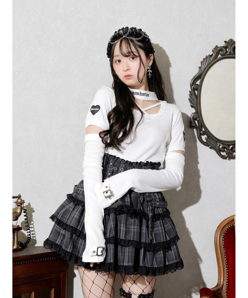 NOEMIE(ノエミー)の「4WAYハートワッペンアームウォーマーカットソー(Tシャツ/カットソー・レディース・オフホワイト/ブラック・M)」の3枚目の写真