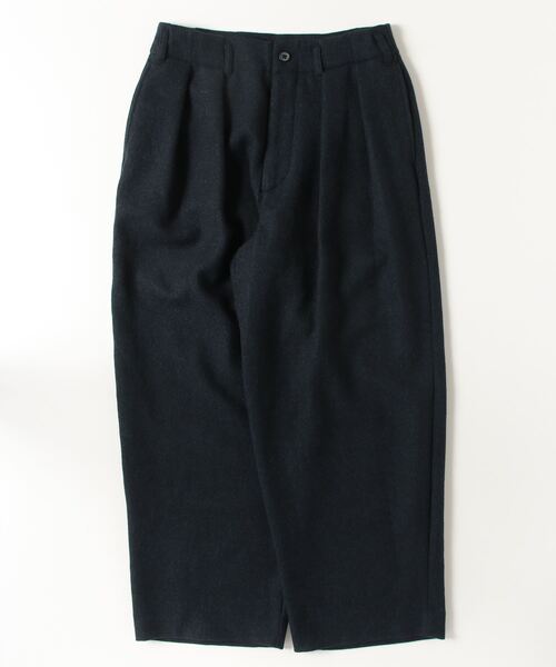 my beautiful landlet(マイビューティフルランドレット)の「【my beautiful landlet】 BISHU WOOL TUCK PANTS(その他パンツ・メンズ・ネイビー/ブラック/グレー/チャコールグレー・1/0/2)」の4枚目の写真