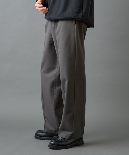 COLONY 2139（コロニートゥーワンスリーナイン）の「バックシャギーウーリーワイドスラックス（スラックス・メンズ・ブラック/チャコールグレー/ライトグレー・LARGE/MEDIUM）」の2枚目の写真
