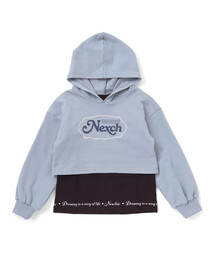 nexchic（ネクシック）の「裏毛ラインストーンロゴトレーナーｘ天竺Tシャツセット(110~150cm)（パーカー）」
